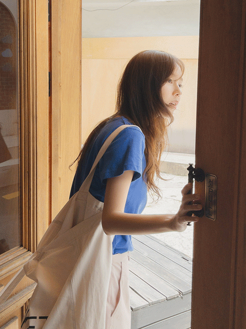 [���Ϲ߼�!60%����!]���긮 ��ư 6�÷� Ƽ����[size:F(55~66)]